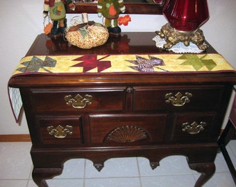 Falling Leaves Mini Table Runner Pattern - Digital Version
