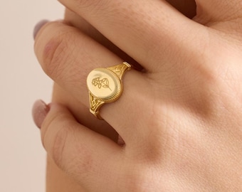 14K Solid Gold Birth Flower Signet Ring, Personalized Floral Engraved Ring, Dainty Oval Ring, Custom Gift for Her