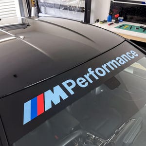 BMW Sonnenschutzstreifen für die Windschutzscheibe – Individueller, vollfarbiger Vinylaufkleber