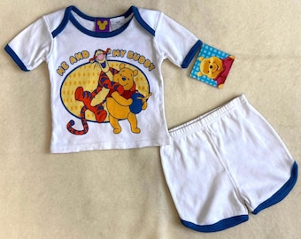 Conjunto de shorts vintage de Disney Winnie the Pooh de los 90 para niños, talla 24 M, blanco y azul, Tigger, Yo y mi amigo.