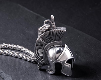 Collana con elmo spartano da uomo, ciondolo da guerriero greco in acciaio inossidabile, regalo per lui