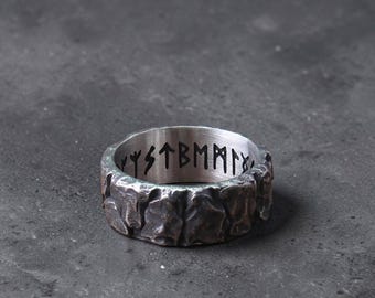 Anello runico vichingo da uomo, in acciaio inossidabile, stile nordico, anello robusto e di carattere.