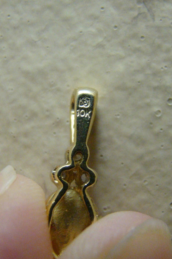 OPAL, DIAMOND And GARNET 10k Yellow Gold Pendant - image 5