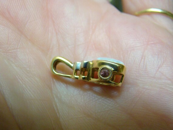 OPAL, DIAMOND And GARNET 10k Yellow Gold Pendant - image 3