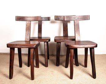 Juego de 4 sillas escandinavas de olmo macizo, modelo T al estilo de Olavi Hanninen.