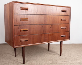 Cómoda danesa de teca, 4 cajones, de Borge Mogensen para Søborg Mobelfabrik.