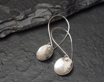 hammered sterling silver solid circles off short sleek sterling silver hooks, ildiko jewelry, minimalist jewelry