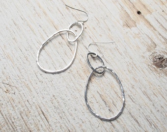 hammered sterling silver irregular oval drop earrings, two intertwined ovals dangle earrings, ildiko jewelry, minimalist jewelry