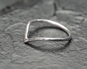 hammered sterling silver pointed v stacking ring, ildiko jewelry, minimalist jewelry
