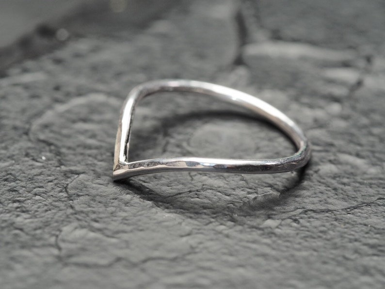 hammered sterling silver pointed v stacking ring, ildiko jewelry, minimalist jewelry image 1