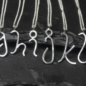 Buchstabe g Halskette, Sterling Silber g Anhänger, personalisierte Initial Halskette, ildiko Schmuck, minimalistischer Schmuck Bild 5