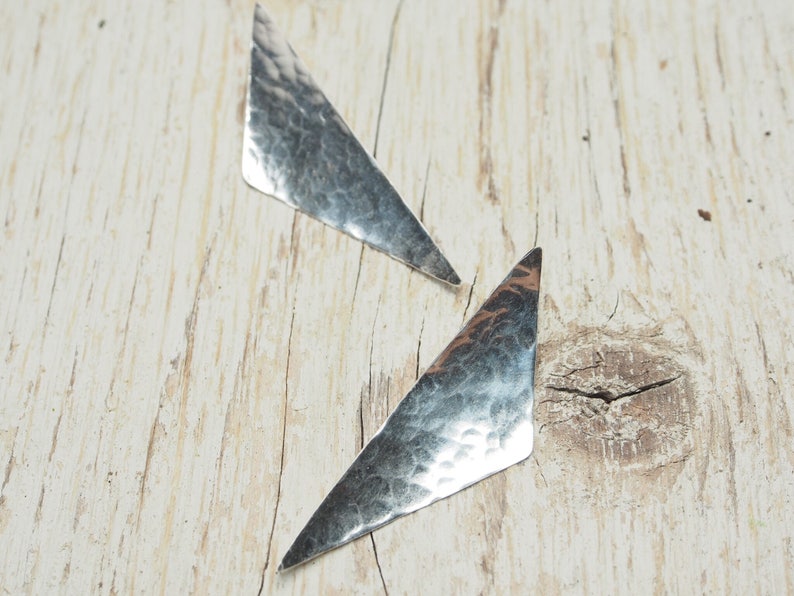 hammered sterling silver triangle studs ildiko jewelry long pointed isosceles triangle earrings