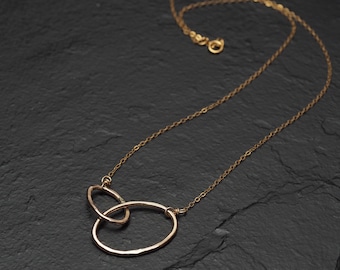 hammered gold double intertwined ovals necklace, mother daughter, ildiko jewelry, minimalist jewelry