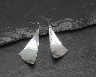 hammered sterling silver angled and domed triangular drop earrings, ildiko jewelry, minimalist jewelry