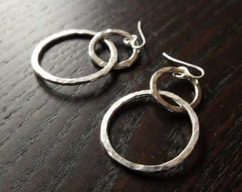 hammered sterling silver double hoop intertwined circles drop earrings, ildiko jewelry, minimalist jewelry