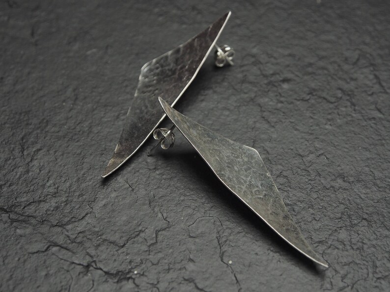 hammered sterling silver triangle studs ildiko jewelry long pointed isosceles triangle earrings