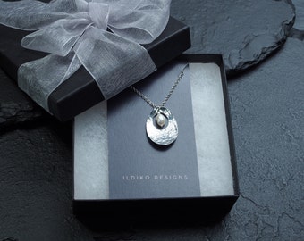 Freshwater Pearl inside Sterling Silver Oval Necklace, Minimalist Jewelry, Ildiko Jewelry
