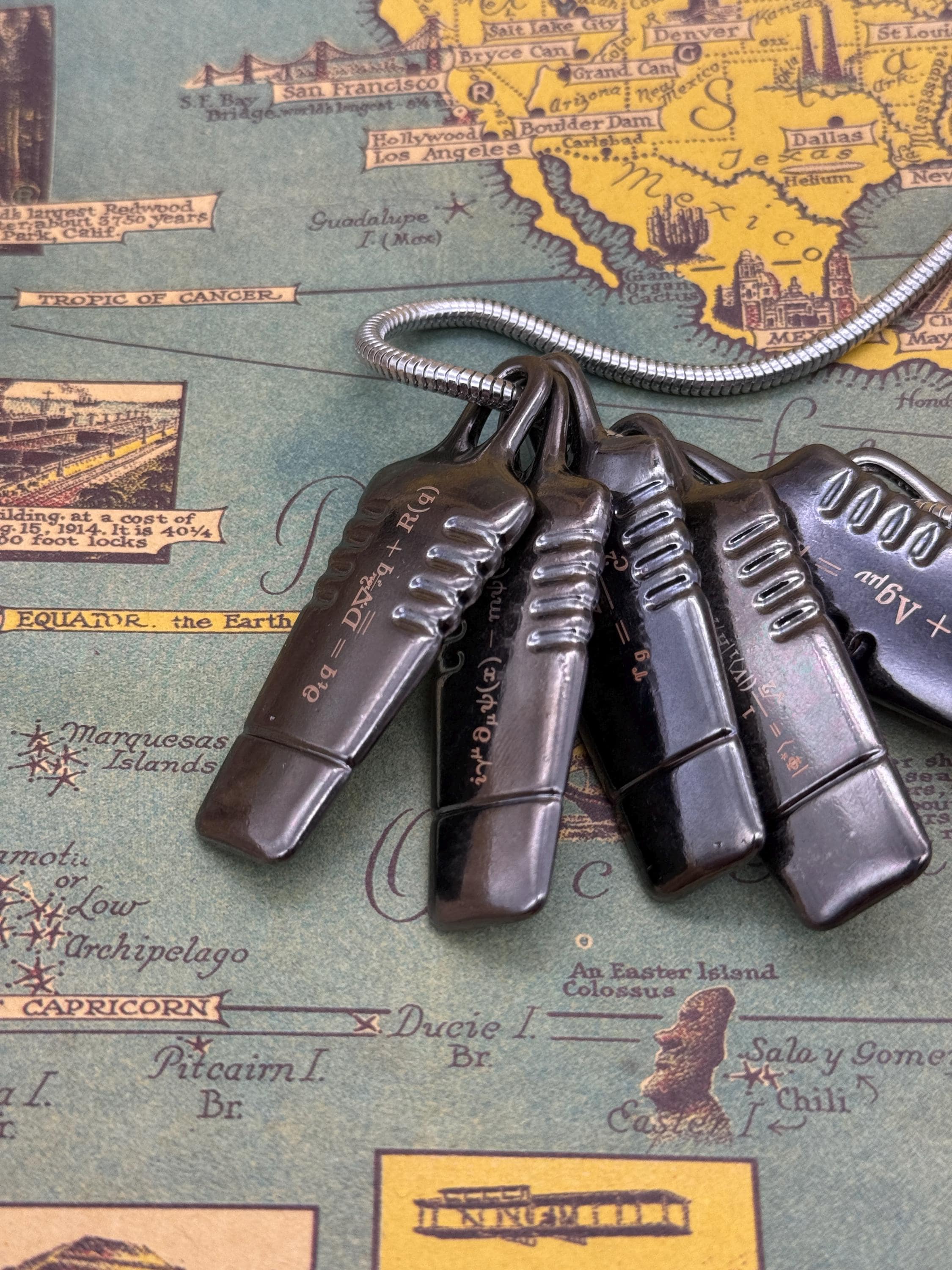 Death Stranding 2 on the Beach Qpid Necklace DS2 Pendant Keychain