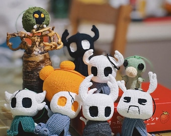 Handmade Crochet Hollow Knight Plush Toy | Adorable Yarn Amigurumi Figure | Cute Game Collectible Inspired by Silksong