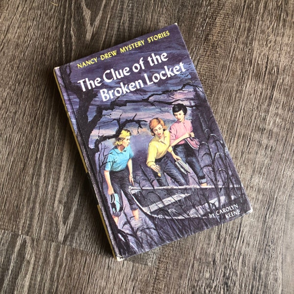 1965 Nancy Drew The Clue of the Broken Locket