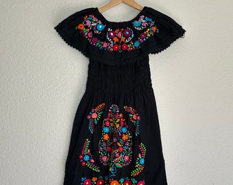 Vintage Ethnic Embroidered Dress