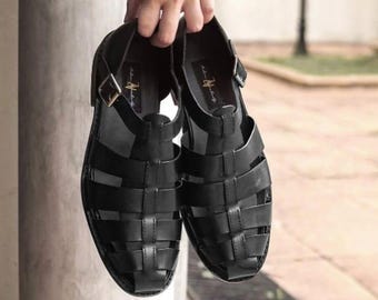Handgjorda svarta lädersandaler | Sommarskor för män | Andningsbara slip-on-skor med spänne