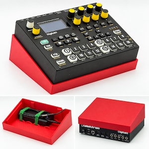 Könnte beinhalten: Ein schwarzer Elektron Digitakt Drumcomputer und Sampler in einem roten, angewinkelten Ständer. Das Gerät verfügt über einen zentralen Bildschirm, zahlreiche Tasten mit den Nummern 1 bis 16 und gelbe Drehregler. Eine rote Abdeckung ist enthalten.