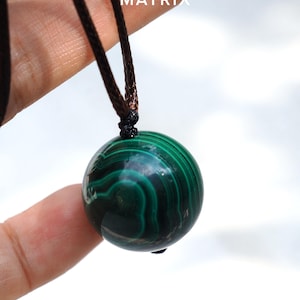 Colar de malaquita feito à mão: corda de algodão ajustável, joia de cristal unissex