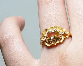 Anillo llamativo de citrino orgánico martillado, plata bañada en oro, joyería única inspirada en la naturaleza, regalo para ella, anillo ajustable con energía solar.