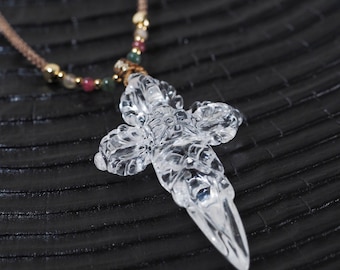 Colgante de cruz Vajra de cuarzo transparente • Collar Dorje tallado a mano • Protección y despertar espiritual • Talismán de cristal curativo