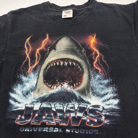 Vintage 90s Jaws T Shirt No Wimps Horror Movie Promo Universal