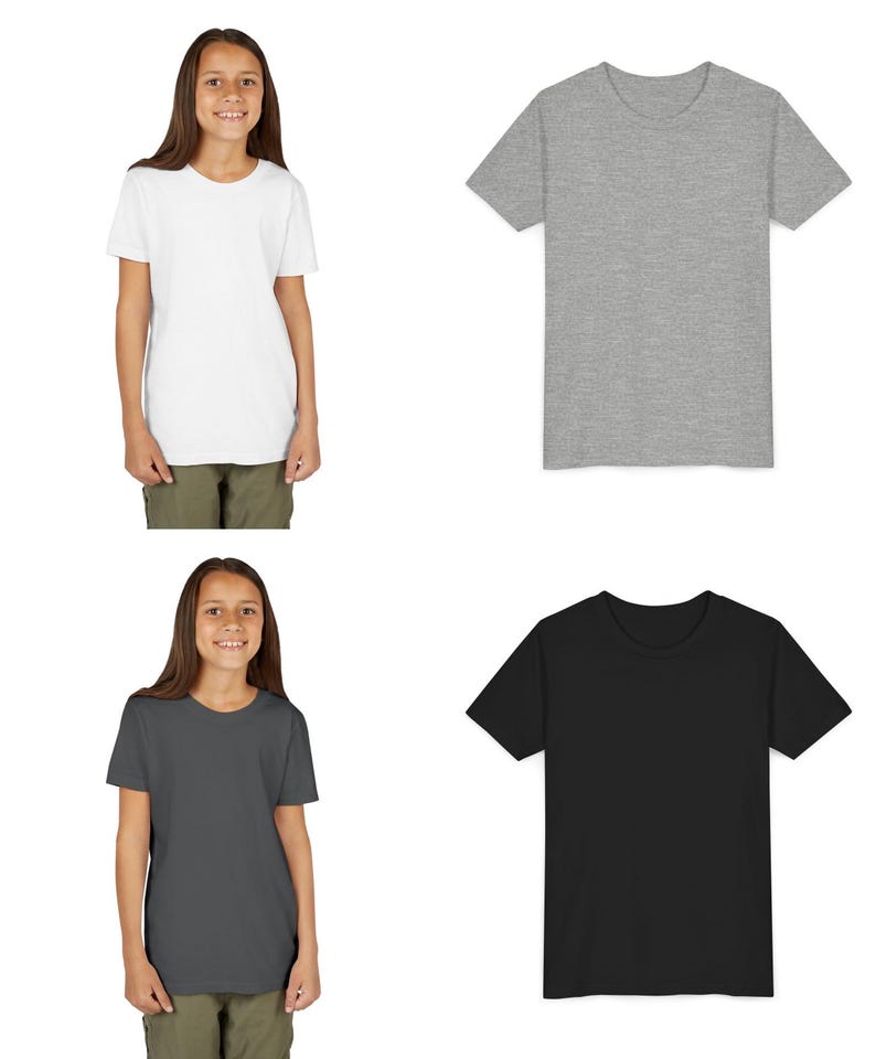 Peut inclure: Quatre t-shirts &agrave; manches courtes, blancs, gris, gris fonc&eacute; et noirs. Les chemises sont pr&eacute;sent&eacute;es s&eacute;par&eacute;ment, et deux sont port&eacute;es par une personne. Les chemises ont un col rond.