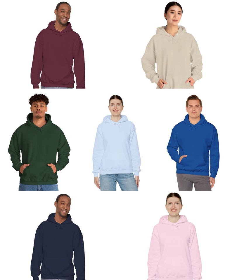 Peut inclure: Plusieurs sweats &agrave; capuche de couleurs vari&eacute;es, dont bordeaux, beige, vert for&ecirc;t, bleu clair, bleu roi, marine et rose. Chaque sweat-shirt est dot&eacute; d'une poche avant et d'une capuche &agrave; cordon. Les mod&egrave;les portent les sweat-shirts.