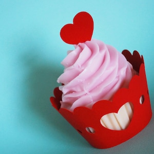 Día de San Valentín Sweet Heart Cupcake Wrappers En su elección de color Cantidad 12 Por su pequeño cupcake