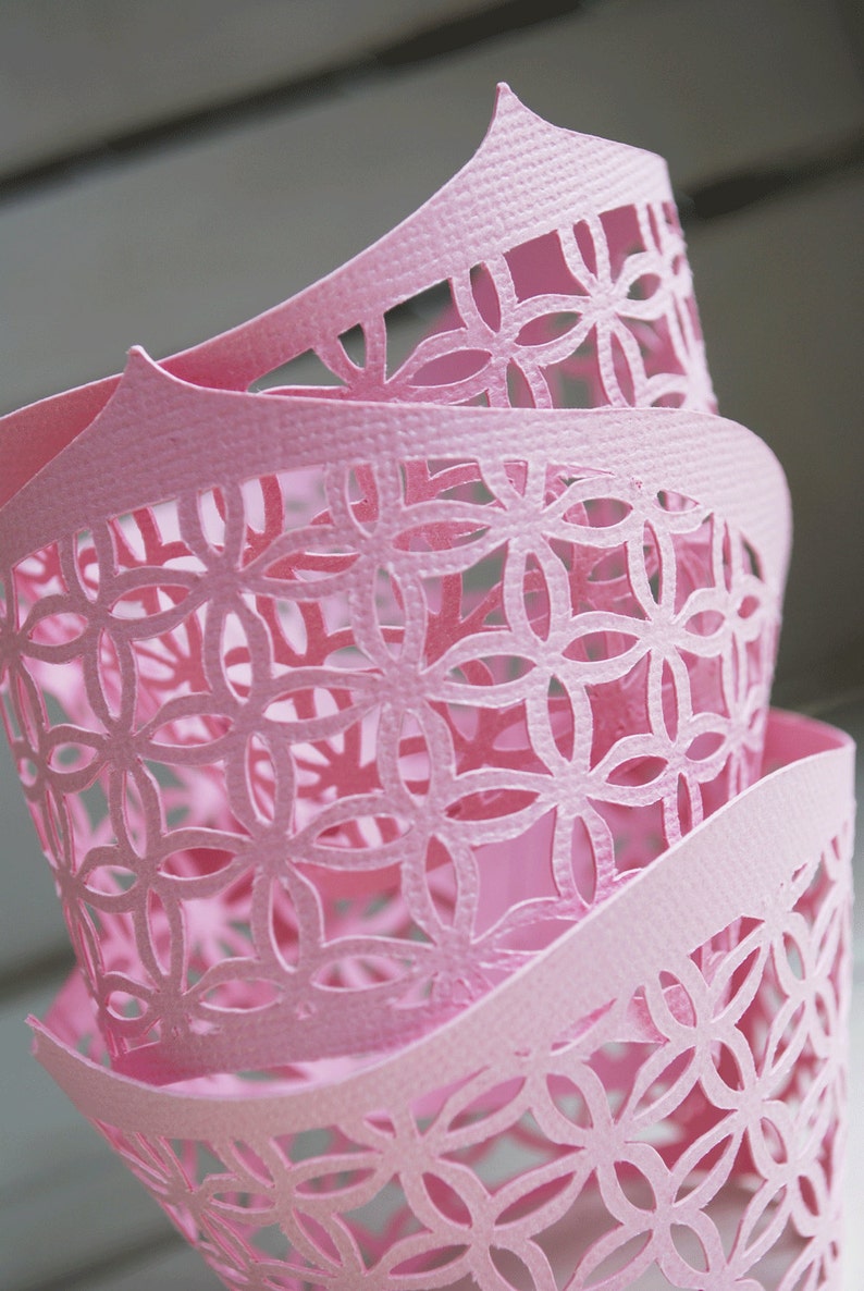 Lattice Cupcake Wrappers In your choice of color Qty 12 image 4