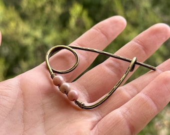 Cierre de bufanda de latón rosa opal, broche sencillo para prendas de punto