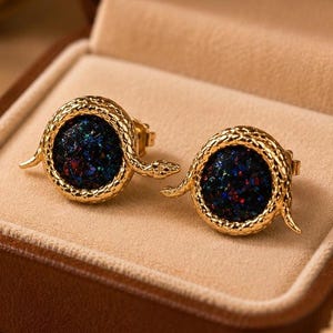 Vintage-Stil Snake Earrings · Goldene Schlangen Ohrringe · Glitzernde Farbfolie · Statement Schmuck · Ear Clip & Ear Stud Design