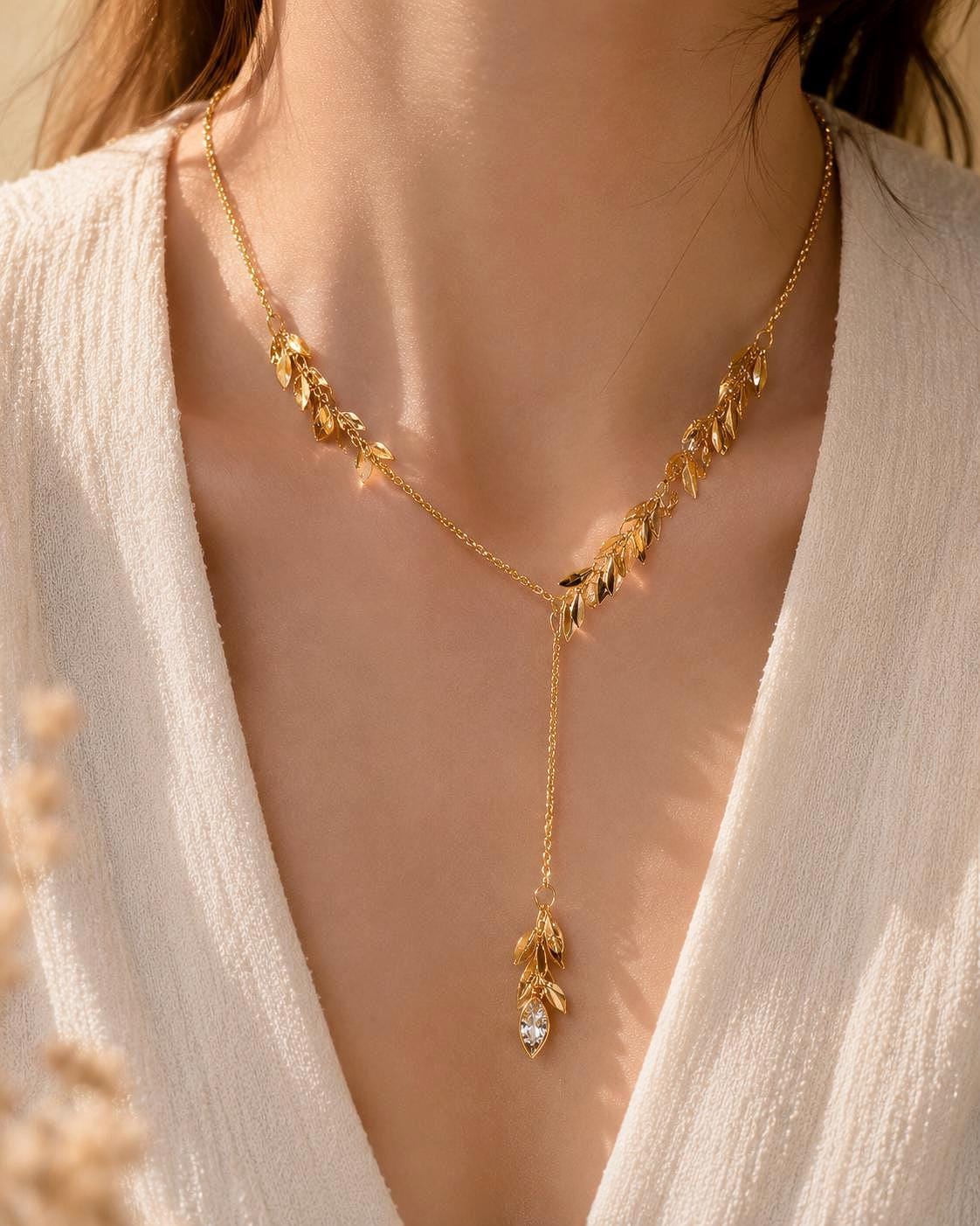 Gold Necklace for V Neck Dress - Etsy Gold Necklace for V Neck Dress - Etsy