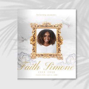 Op de afbeelding: Herdenkingskaart met een gouden, sierlijke lijst met een portret van een lachende vrouw. De tekst "In loving memory" staat boven de lijst. De naam "Faith Simone" is in goud, met data en locatie.