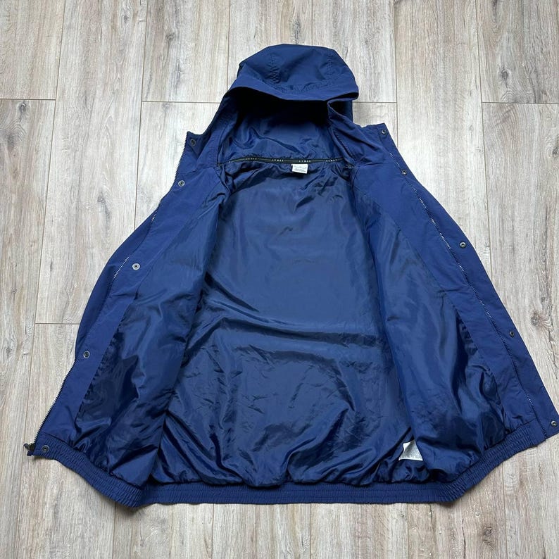 Kurtka wiatrówka Nike Air Max Woven Windbreaker z kapturem w kolorze granatowym, męska, rozmiar XL, oversize zdjęcie 6