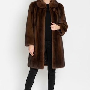 Vintage Dark Brown Mink Fur Coat | Mid-Length Luxury Winter Outerwear