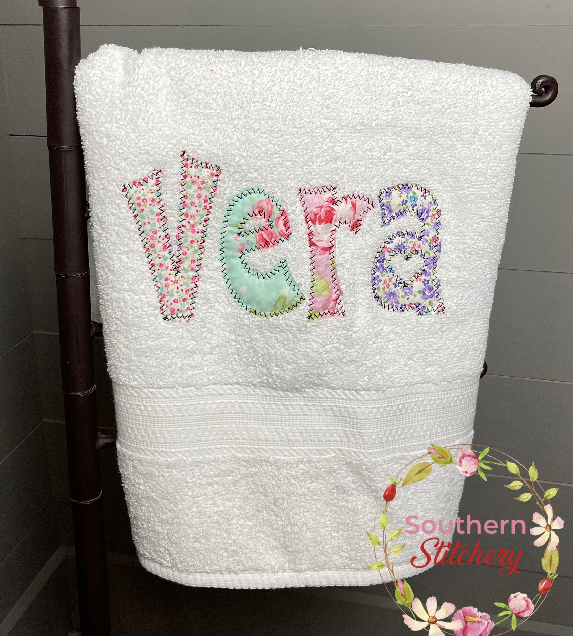 Applique Name Towel Girls Personalized Bath Towel Great Girls Christmas ...