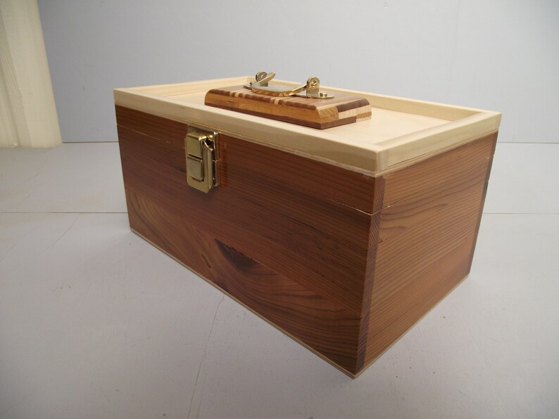 Reclaimed Wood Keepsake Hinged Box With Latch Eco Friendly Image 0