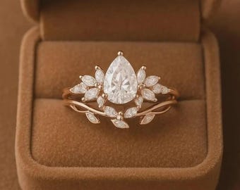 Pear Cut Moissanite Wedding Set | 14K Rose Gold Vine & Leaf Engagement Ring and Matching Band | Botanical Bridal Set | Unique Promise Ring