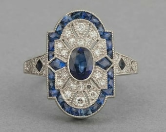 Anillo de zafiro Art Déco, anillo vintage ovalado azul con detalles de diamantes, anillo de compromiso de estilo antiguo geométrico en oro blanco de 18 quilates.