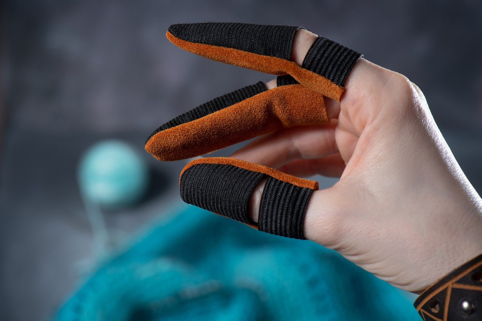  DIY Tools 12 Pcs Thimble Finger Cot Sewing Machine