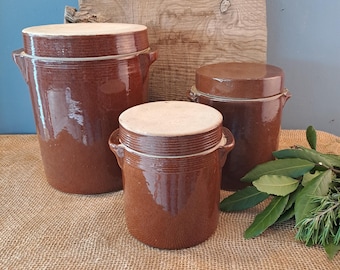 Tarros de conserva franceses antiguos, tarros de conserva vintage, ollas de gres con tapa.