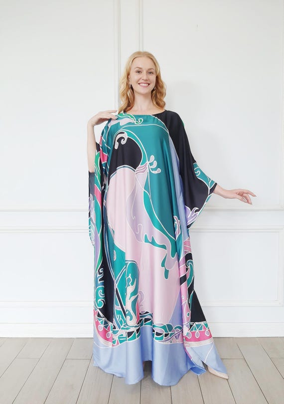 Green Kaftan Silk Blend, Dubai Abaya Summer Wear, Resort Caftan Holiday,  Miami Beach Dress, Gift for Her - Etsy