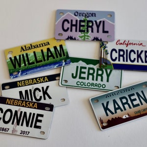 【Get $10 OFF on $60+ Order】Extra Mini Magnetic State License Plates, Refrigerator/Fridge Magnet, Little Electric Car License Plates for Kids, Travel Keepsakes, Gift for Couples