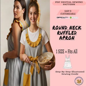 Könnte beinhalten: Eine graue Schürze mit einem runden Rüschenhalsausschnitt und senfgelben Akzenten. Die Schürze hat eine Schleife an der Taille und eine Tasche. Der Text auf dem Bild lautet "ROUND NECK RUFFLED APRON" und "1 SIZE = Fits All".